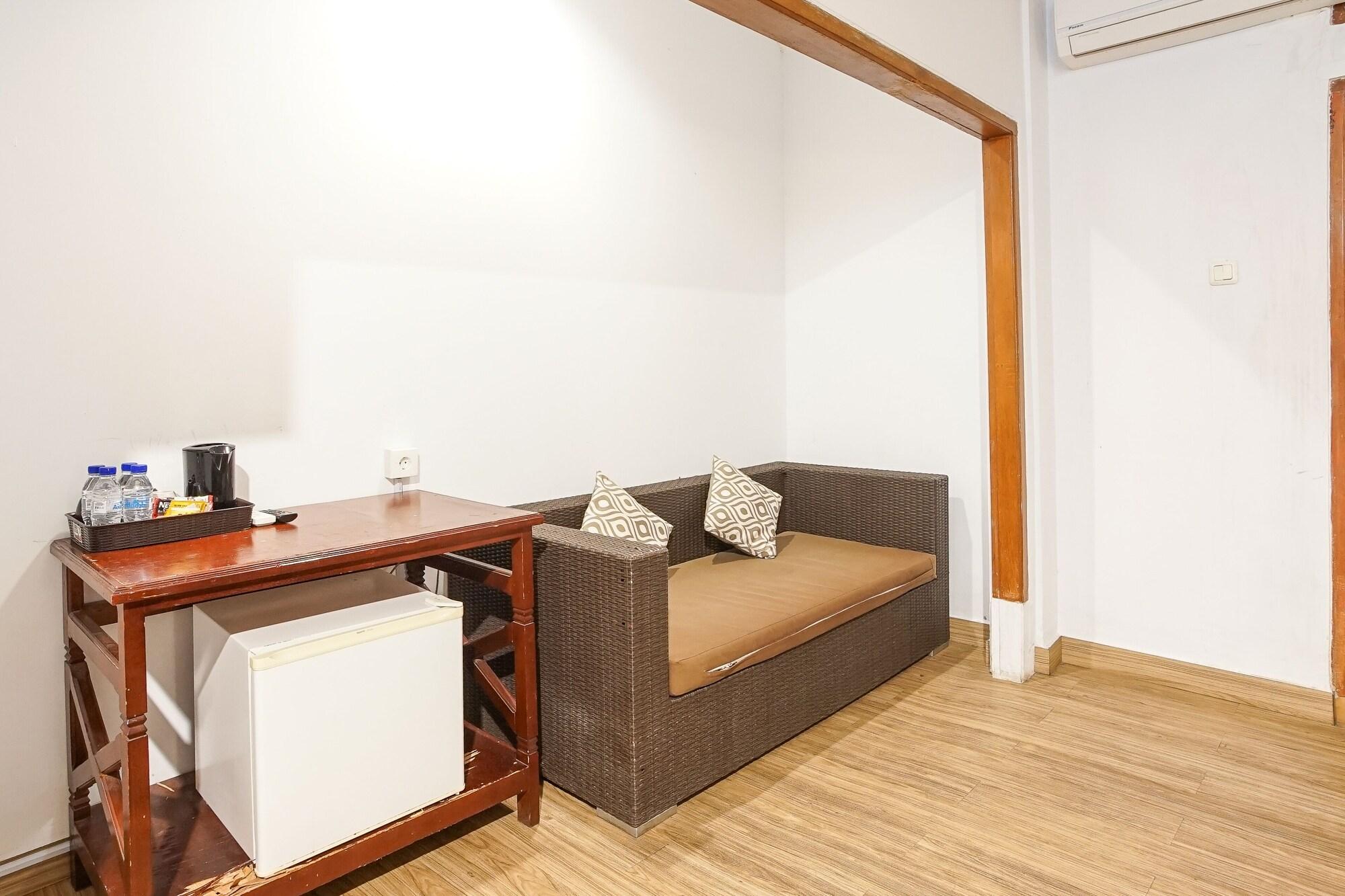 Gemini Star Hotel Кута Екстериор снимка